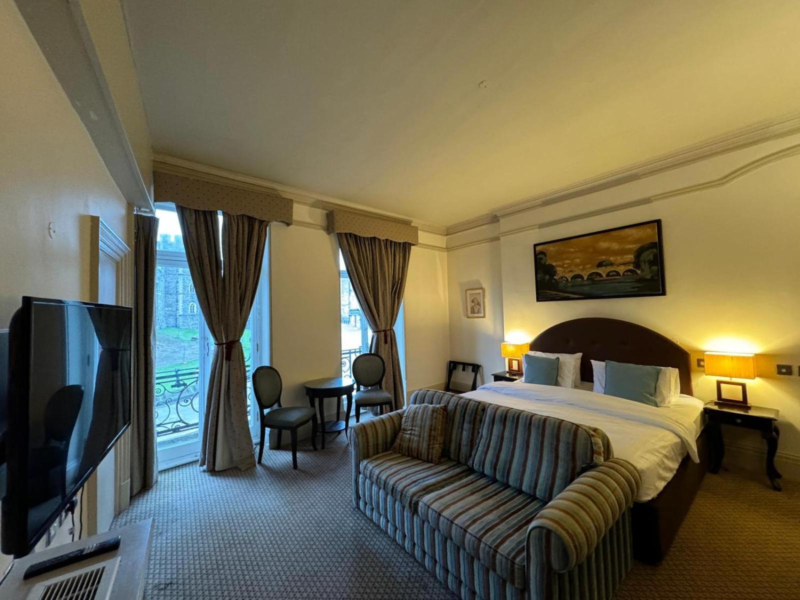 H & G Hotel Opposite Windsor Castle 外观 照片