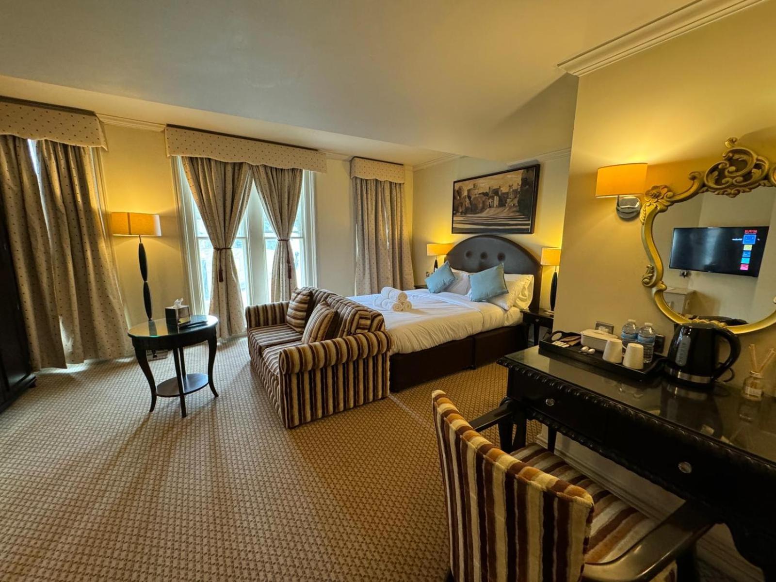 H & G Hotel Opposite Windsor Castle 外观 照片