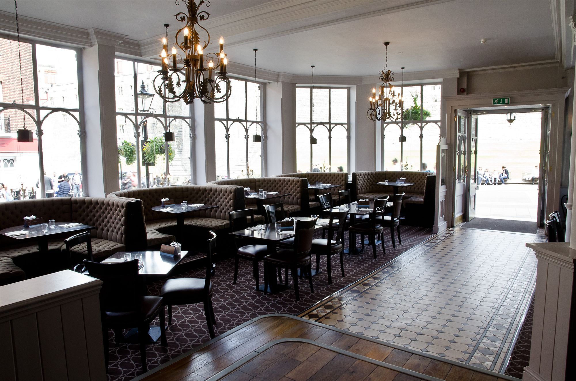 H & G Hotel Opposite Windsor Castle 外观 照片